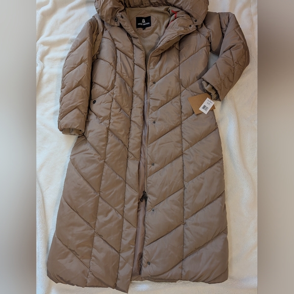 Steve Madden NWT Tan Long Puffer Coat - Picture 2 of 10